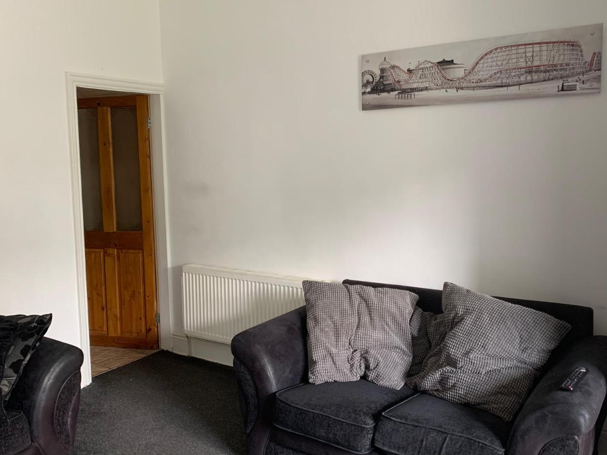 Villa Beautiful House In A Perfect Location à Lytham St Annes Extérieur photo